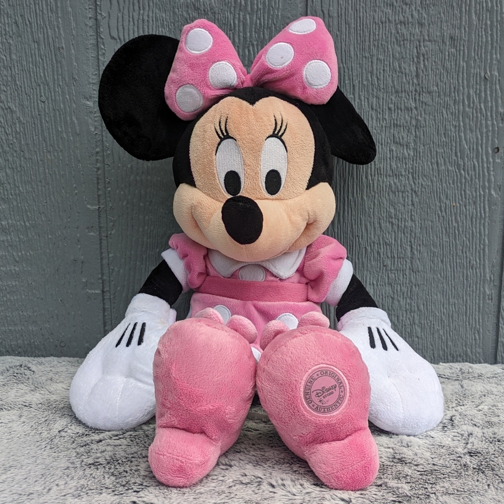 Disney Store Plush Minnie Mouse 18.5"